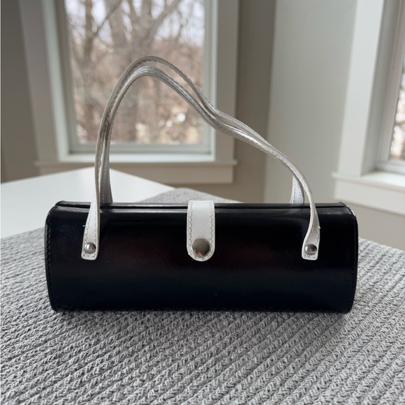 Vintage Handbags - Vintage Y2K Black and White Baguette Cylinder Shaped Mini Bag Clutch Purse